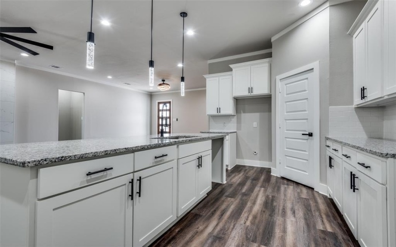 4111 Metropolitan Avenue, Dallas, TX 75210, 4 Bedrooms Bedrooms, ,3 BathroomsBathrooms,Residential,For Sale,4111 Metropolitan Avenue,20985129
