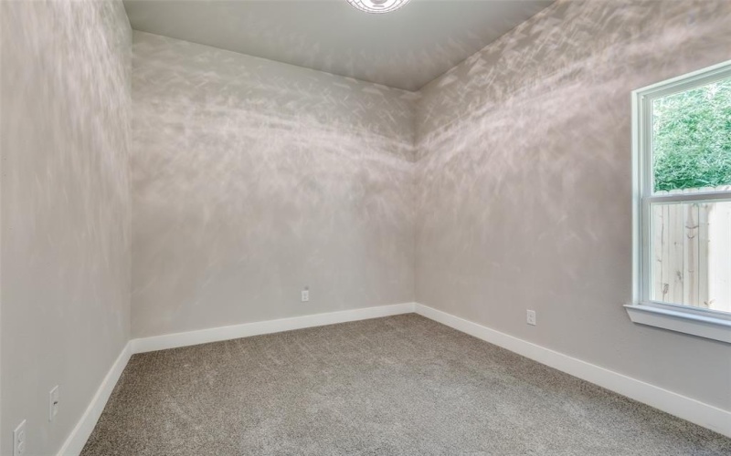 4111 Metropolitan Avenue, Dallas, TX 75210, 4 Bedrooms Bedrooms, ,3 BathroomsBathrooms,Residential,For Sale,4111 Metropolitan Avenue,20985129