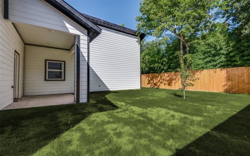4111 Metropolitan Avenue, Dallas, TX 75210, 4 Bedrooms Bedrooms, ,3 BathroomsBathrooms,Residential,For Sale,4111 Metropolitan Avenue,20985129