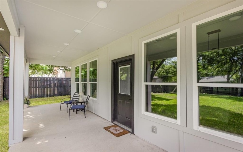 1122 S Montclair Avenue, Dallas, TX 75208, 5 Bedrooms Bedrooms, ,3 BathroomsBathrooms,Residential,For Sale,1122 S Montclair Avenue,20985298
