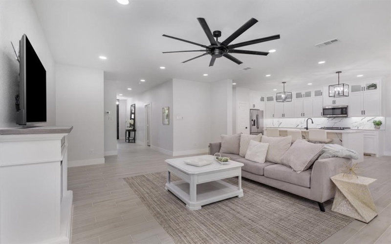 1122 S Montclair Avenue, Dallas, TX 75208, 5 Bedrooms Bedrooms, ,3 BathroomsBathrooms,Residential,For Sale,1122 S Montclair Avenue,20985298