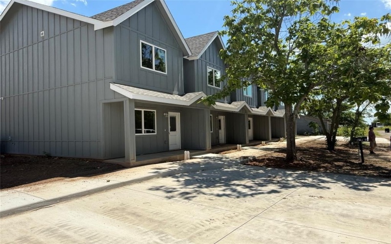 105 W North Street, Itasca, TX 76055, 2 Bedrooms Bedrooms, ,2 BathroomsBathrooms,Residential Lease,For Rent,105 W North Street,20985783