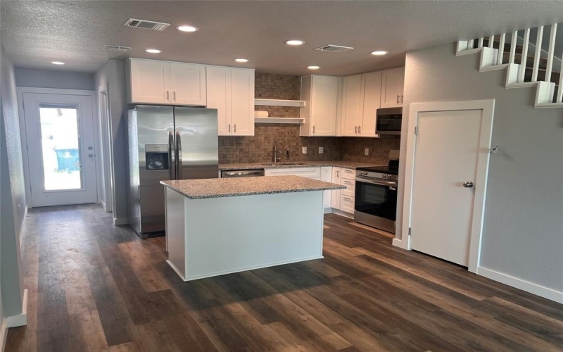 105 W North Street, Itasca, TX 76055, 2 Bedrooms Bedrooms, ,2 BathroomsBathrooms,Residential Lease,For Rent,105 W North Street,20985783