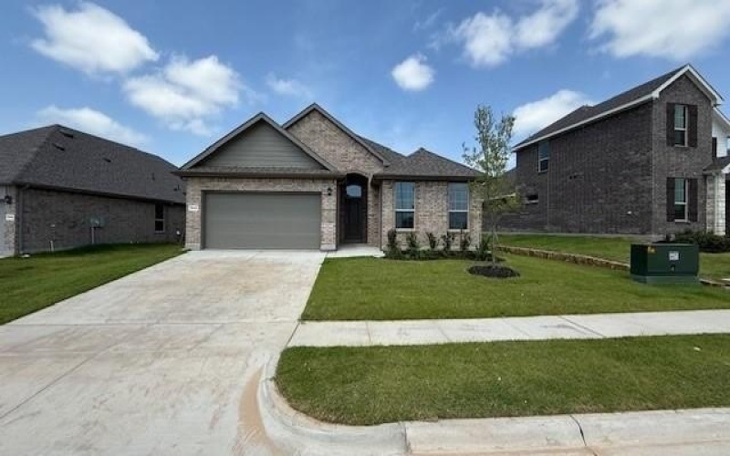 1948 PREAKNESS Drive, Granbury, TX 76049, 4 Bedrooms Bedrooms, ,2 BathroomsBathrooms,Residential,For Sale,1948 PREAKNESS Drive,20986805
