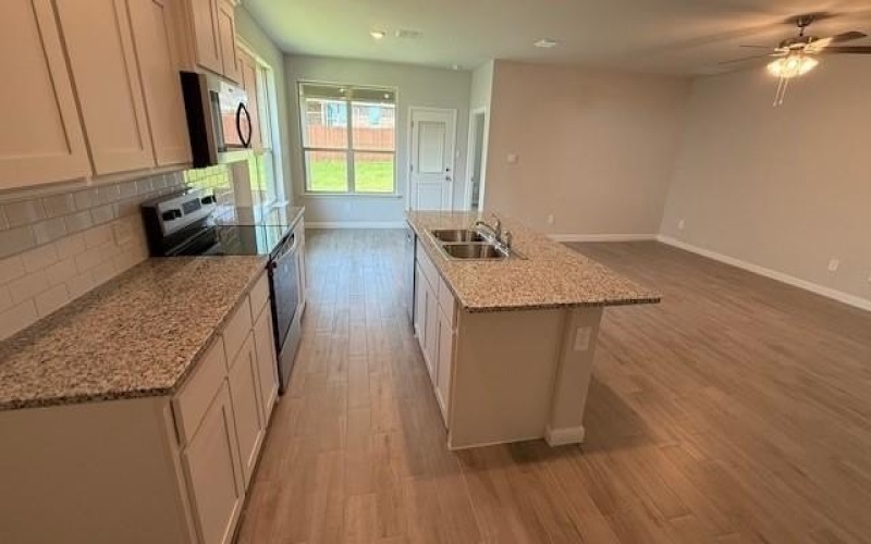 1948 PREAKNESS Drive, Granbury, TX 76049, 4 Bedrooms Bedrooms, ,2 BathroomsBathrooms,Residential,For Sale,1948 PREAKNESS Drive,20986805