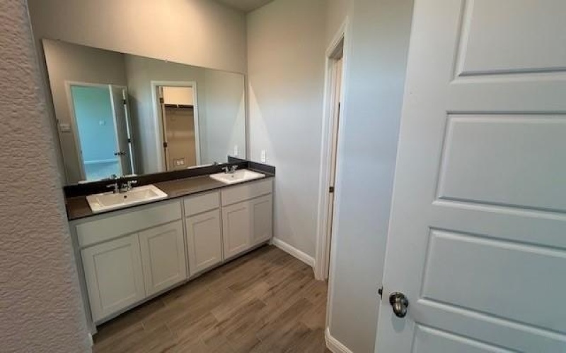 1948 PREAKNESS Drive, Granbury, TX 76049, 4 Bedrooms Bedrooms, ,2 BathroomsBathrooms,Residential,For Sale,1948 PREAKNESS Drive,20986805