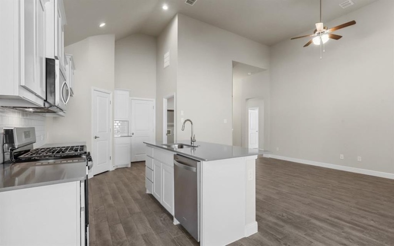 2632 JORDAN DWYER Way, Northlake, TX 76247, 4 Bedrooms Bedrooms, ,2 BathroomsBathrooms,Residential,For Sale,2632 JORDAN DWYER Way,20986807