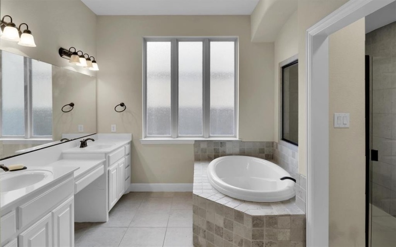 13865 N Pomegranate Drive, Frisco, TX 75035, 4 Habitaciones Habitaciones , ,3 BañosBaños,Residential Lease,En Alquiler,13865 N Pomegranate Drive,20987054