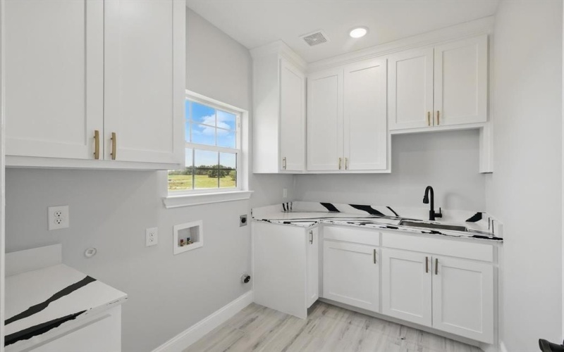 732 County Road 3424, Bridgeport, TX 76426, 4 Habitaciones Habitaciones , ,2 BañosBaños,Residential Lease,En Alquiler,732 County Road 3424,20988370
