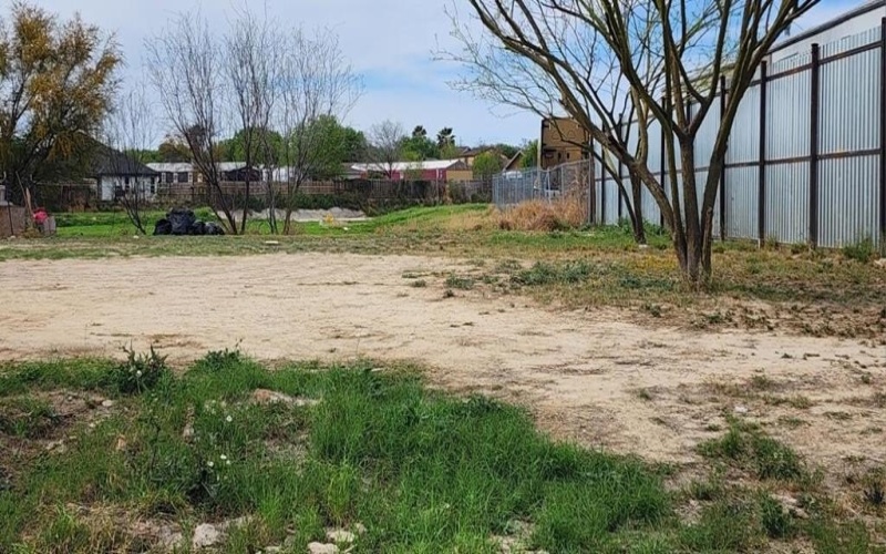2373 Eidson Rd., Eagle Pass, TX 78852, 3 Bedrooms Bedrooms, ,2 BathroomsBathrooms,Residential,For Sale,2373 Eidson Rd.,78198