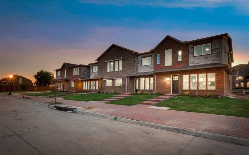 5947 Rivendell Drive, Frisco, TX 75035, 4 Habitaciones Habitaciones , ,3 BañosBaños,Residential,En Venta,5947 Rivendell Drive,20989537