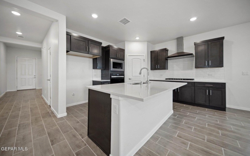 13861 Madero Avenue, El Paso, TX 79928, 4 Bedrooms Bedrooms, ,2 BathroomsBathrooms,Residential,For Sale,13861 Madero Avenue,925830