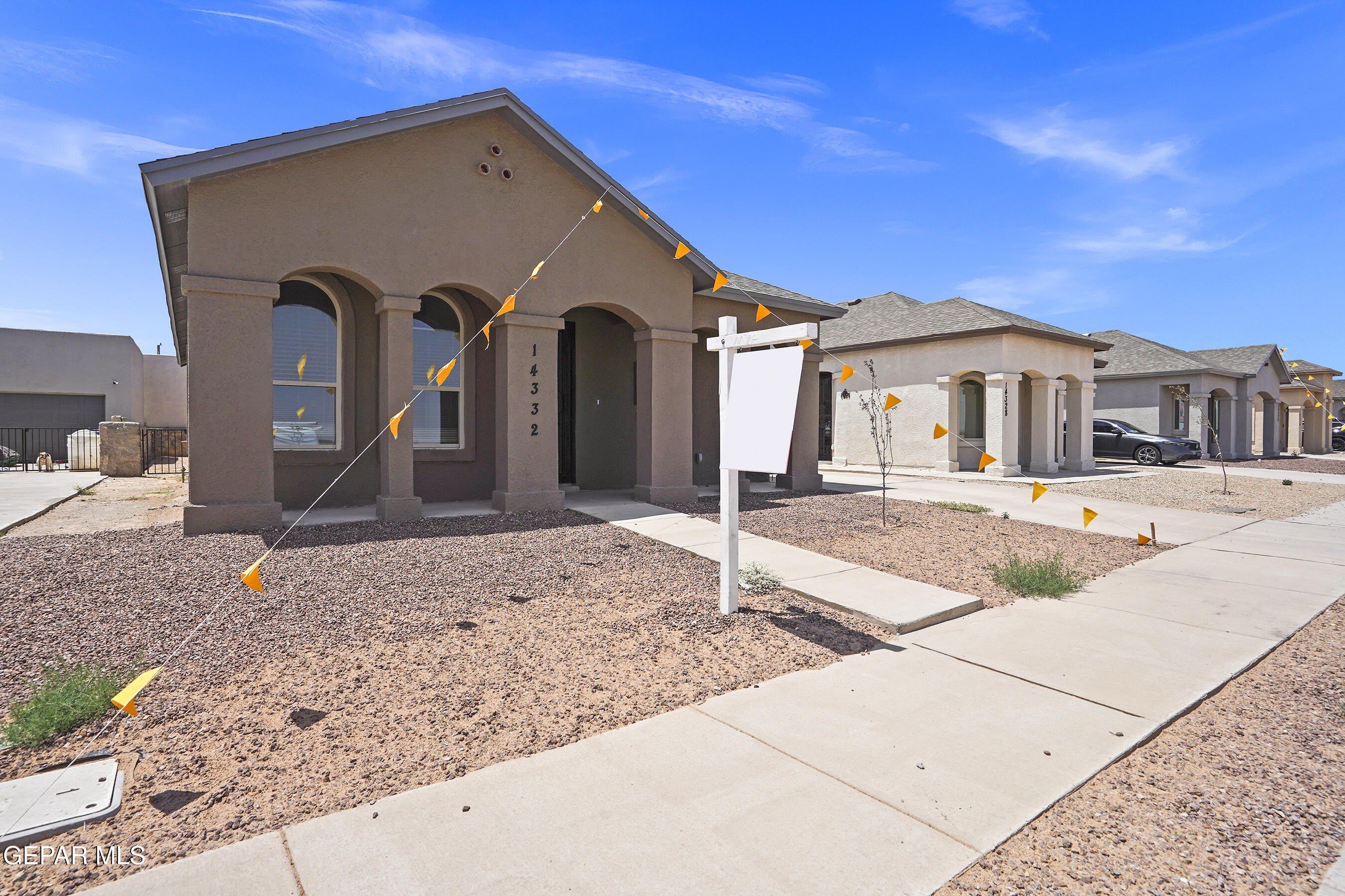 14329 Bill Lazor Parkway, Horizon City, TX 79928, 4 Bedrooms Bedrooms, ,2 BathroomsBathrooms,Residential,For Sale,14329 Bill Lazor Parkway,925833