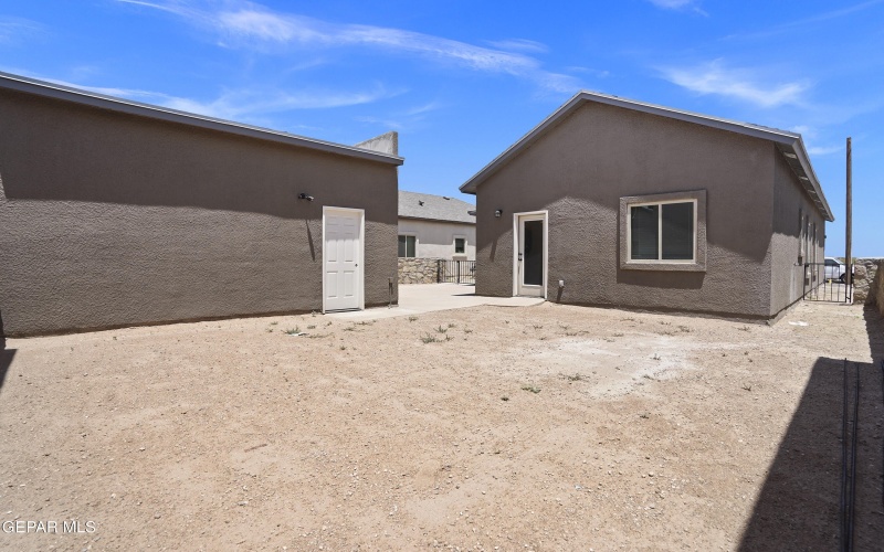 14329 Bill Lazor Parkway, Horizon City, TX 79928, 4 Bedrooms Bedrooms, ,2 BathroomsBathrooms,Residential,For Sale,14329 Bill Lazor Parkway,925833