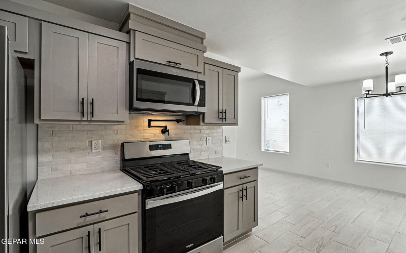 941 Sandhurst Place, El Paso, TX 79928, 4 Bedrooms Bedrooms, ,2 BathroomsBathrooms,Residential,For Sale,941 Sandhurst Place,925835