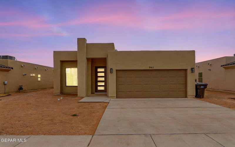 941 Sandhurst Place, El Paso, TX 79928, 4 Bedrooms Bedrooms, ,2 BathroomsBathrooms,Residential,For Sale,941 Sandhurst Place,925835