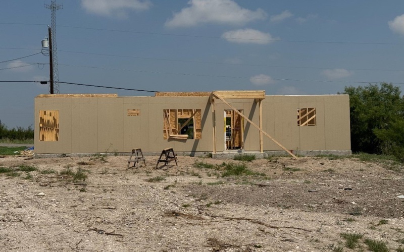 85 LINDA VISTA DR, Eagle Pass, TX 78852, 3 Bedrooms Bedrooms, ,2 BathroomsBathrooms,Residential,For Sale,85 LINDA VISTA DR,78332