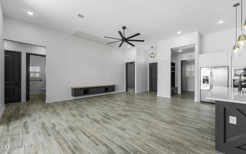 13945 Lorenz Avenue, El Paso, TX 79928, 3 Bedrooms Bedrooms, ,2 BathroomsBathrooms,Residential,For Sale,13945 Lorenz Avenue,925847