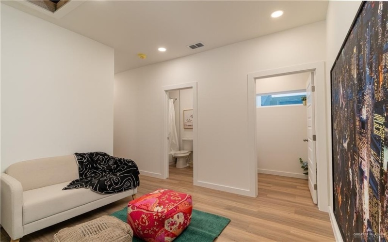2629 Warbler Avenue, McAllen, TX 78504, 3 Bedrooms Bedrooms, ,2 BathroomsBathrooms,Residential,For Sale,2629 Warbler Avenue,475291