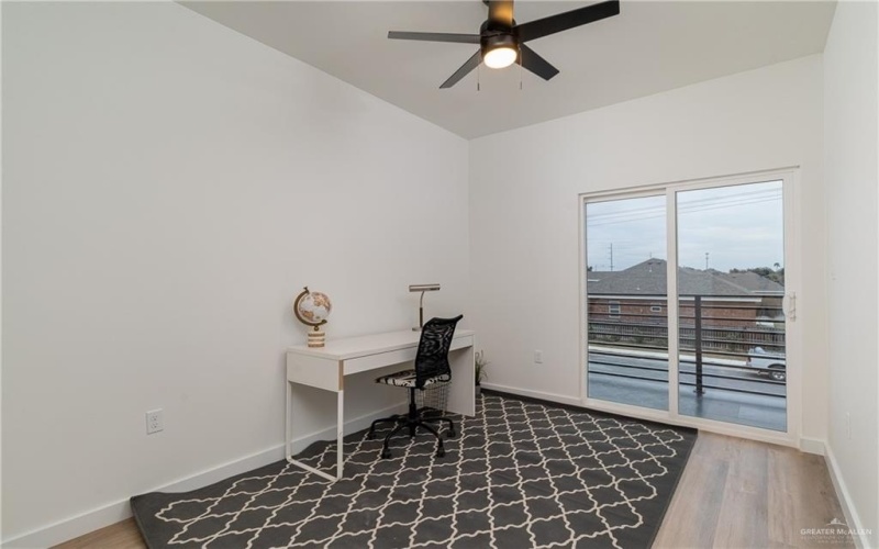 2629 Warbler Avenue, McAllen, TX 78504, 3 Bedrooms Bedrooms, ,2 BathroomsBathrooms,Residential,For Sale,2629 Warbler Avenue,475291