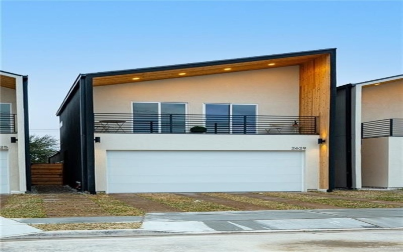 2629 Warbler Avenue, McAllen, TX 78504, 3 Bedrooms Bedrooms, ,2 BathroomsBathrooms,Residential,For Sale,2629 Warbler Avenue,475291