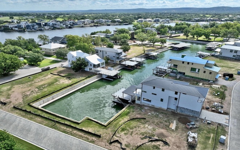 420 Lake St., Kingsland, TX 78639, 5 Habitaciones Habitaciones , ,6 BañosBaños,Residential,En Venta,420 Lake St.,174142