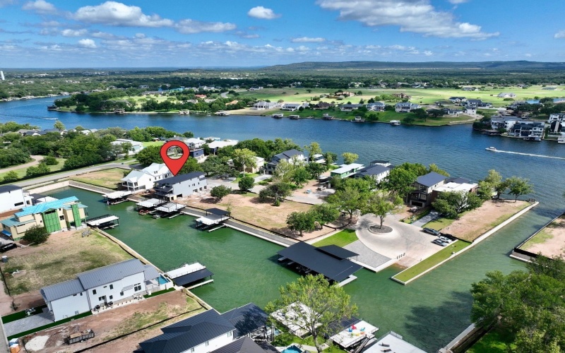 516 Lake St., Kingsland, TX 78639, 5 Habitaciones Habitaciones , ,6 BañosBaños,Residential,En Venta,516 Lake St.,174143