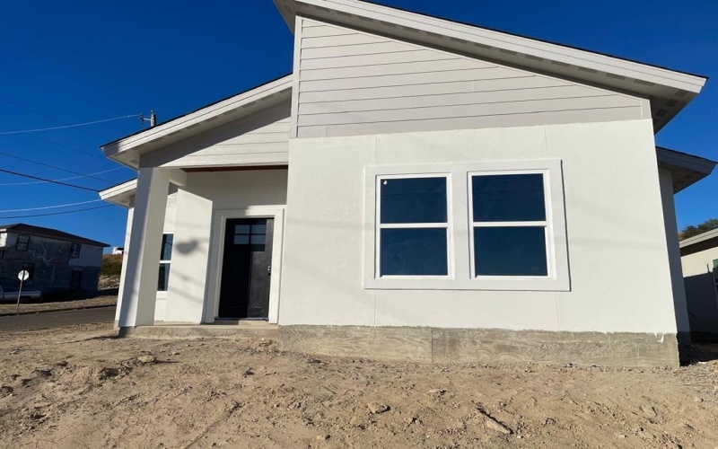 2193 Calle Coyunda, Eagle Pass, TX 78852, 3 Bedrooms Bedrooms, ,2 BathroomsBathrooms,Residential,For Sale,2193 Calle Coyunda,79442