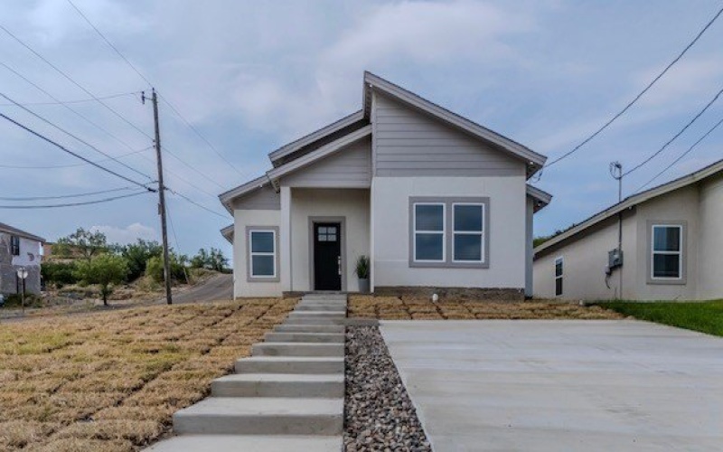2193 Calle Coyunda, Eagle Pass, TX 78852, 3 Bedrooms Bedrooms, ,2 BathroomsBathrooms,Residential,For Sale,2193 Calle Coyunda,79442