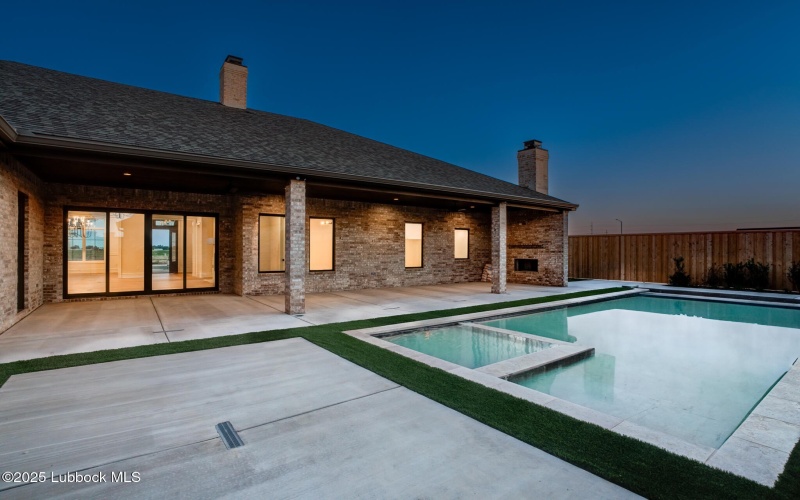 4018 151st Street, Lubbock, TX 79423, 4 Habitaciones Habitaciones , ,5 BañosBaños,Residential,En Venta,4018 151st Street,202557352