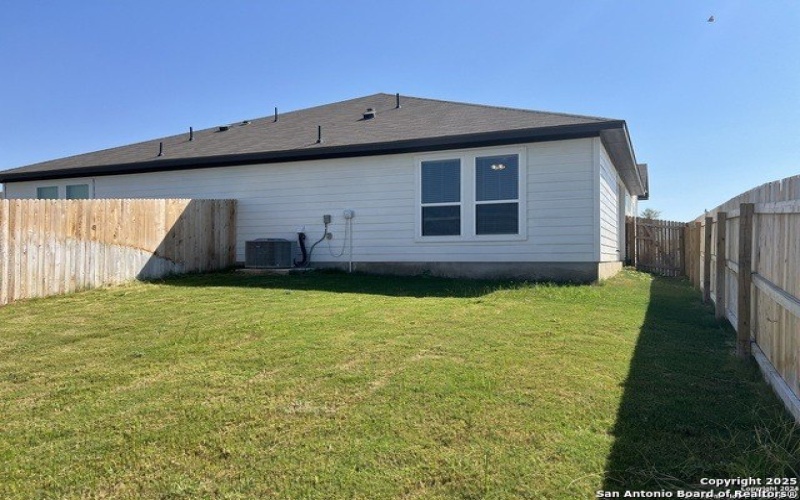 121 Nespral, San Antonio, TX 78253, 3 Bedrooms Bedrooms, ,2 BathroomsBathrooms,Residential Lease,For Rent,121 Nespral,1881364