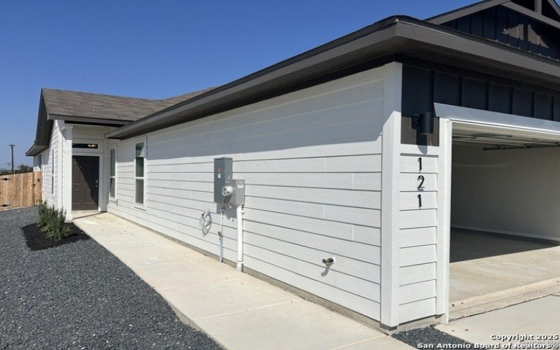 121 Nespral, San Antonio, TX 78253, 3 Bedrooms Bedrooms, ,2 BathroomsBathrooms,Residential Lease,For Rent,121 Nespral,1881364