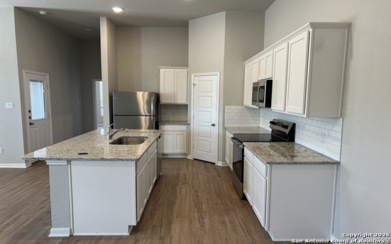 121 Nespral, San Antonio, TX 78253, 3 Bedrooms Bedrooms, ,2 BathroomsBathrooms,Residential Lease,For Rent,121 Nespral,1881364
