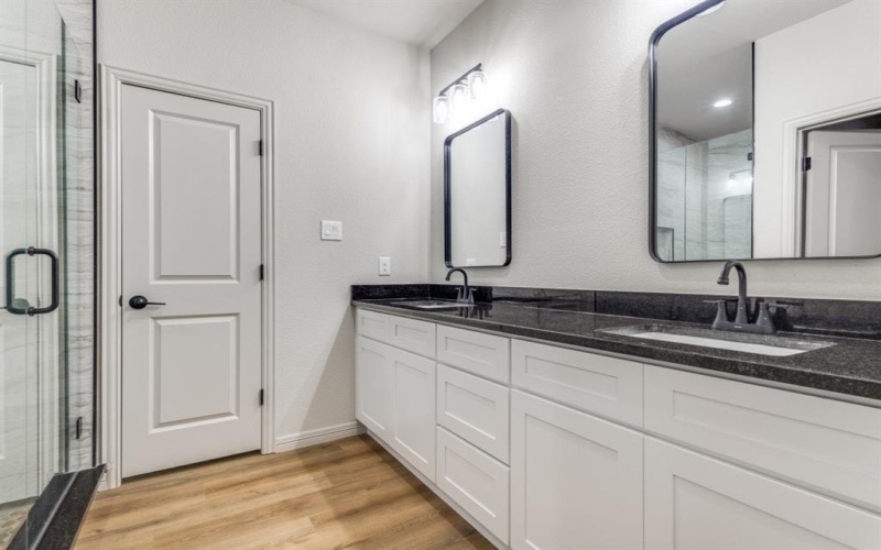 265 Jim Walter Drive, Runaway Bay, TX 76426, 3 Habitaciones Habitaciones , ,2 BañosBaños,Residential,En Venta,265 Jim Walter Drive,20987559
