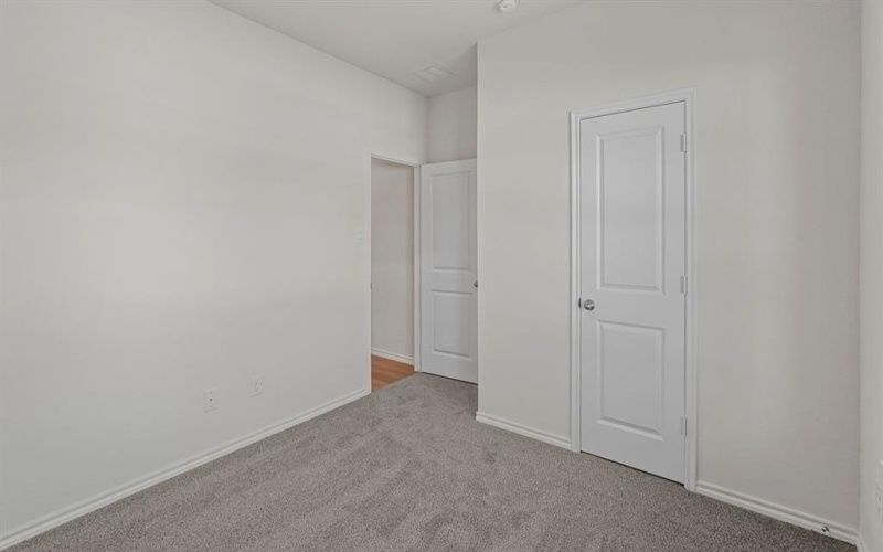 415 Drake Drive, Ferris, TX 75125, 4 Habitaciones Habitaciones , ,3 BañosBaños,Residential,En Venta,415 Drake Drive,20989472