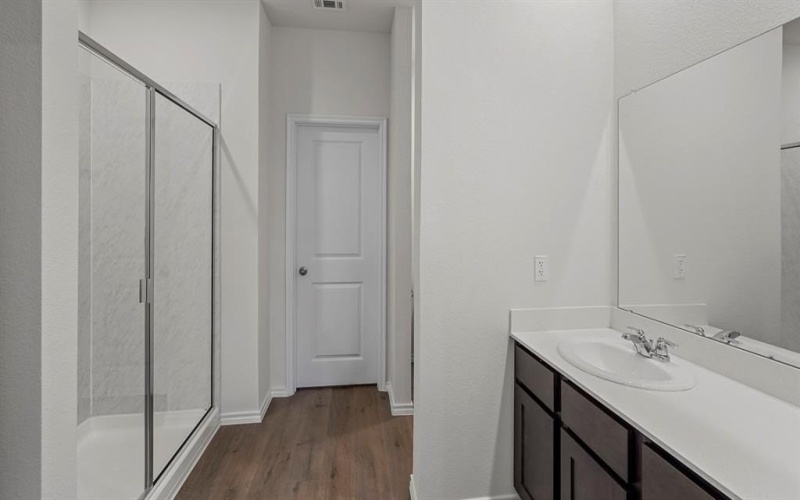 415 Drake Drive, Ferris, TX 75125, 4 Habitaciones Habitaciones , ,3 BañosBaños,Residential,En Venta,415 Drake Drive,20989472