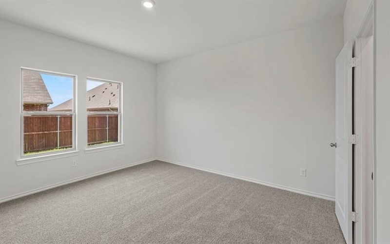 415 Drake Drive, Ferris, TX 75125, 4 Habitaciones Habitaciones , ,3 BañosBaños,Residential,En Venta,415 Drake Drive,20989472