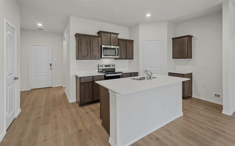 415 Drake Drive, Ferris, TX 75125, 4 Habitaciones Habitaciones , ,3 BañosBaños,Residential,En Venta,415 Drake Drive,20989472