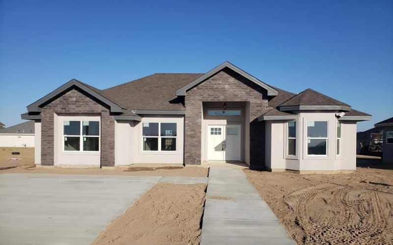 3169 MAURICIO LIBSON BLVD., Eagle Pass, TX 78852, 3 Bedrooms Bedrooms, ,2 BathroomsBathrooms,Residential,For Sale,3169 MAURICIO LIBSON BLVD.,79490