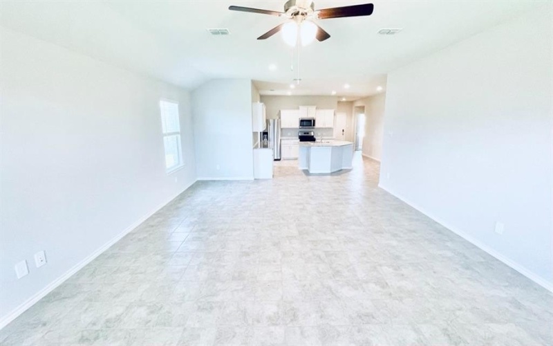 4137 TWISTED CREEK Drive, Fort Worth, TX 76036, 4 Bedrooms Bedrooms, ,2 BathroomsBathrooms,Residential,For Sale,4137 TWISTED CREEK Drive,20989901