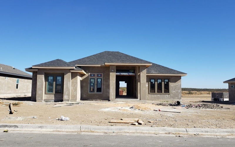 3207 ETHEL DR., Eagle Pass, TX 78852, 3 Bedrooms Bedrooms, ,2 BathroomsBathrooms,Residential,For Sale,3207 ETHEL DR.,79494