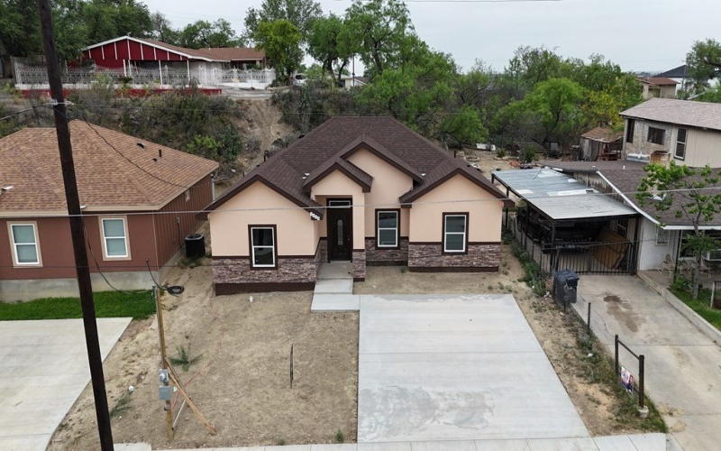 1956 Quarry St, Eagle Pass, TX 78852, 3 Bedrooms Bedrooms, ,2 BathroomsBathrooms,Residential,For Sale,1956 Quarry St,79516