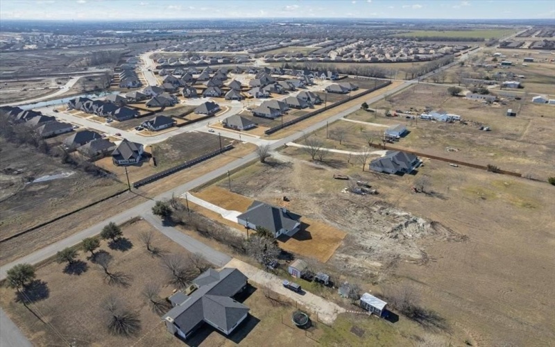 2355 County Road 376, Anna, TX 75409, 4 Bedrooms Bedrooms, ,3 BathroomsBathrooms,Residential,For Sale,2355 County Road 376,20990734