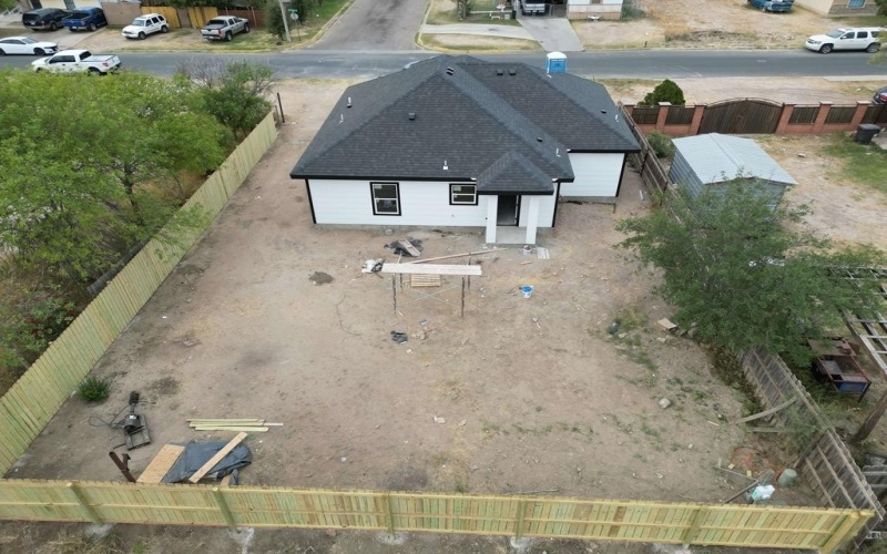 325 zaragoza, Eagle Pass, TX 78852, 3 Bedrooms Bedrooms, ,2 BathroomsBathrooms,Residential,For Sale,325 zaragoza,80755