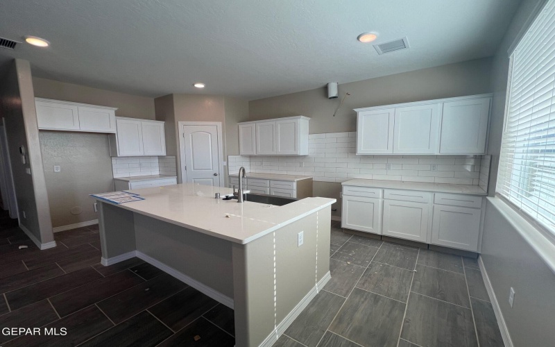 320 Hidden Gem Street, El Paso, TX 79928, 4 Bedrooms Bedrooms, ,1 BathroomBathrooms,Residential,For Sale,320 Hidden Gem Street,925876
