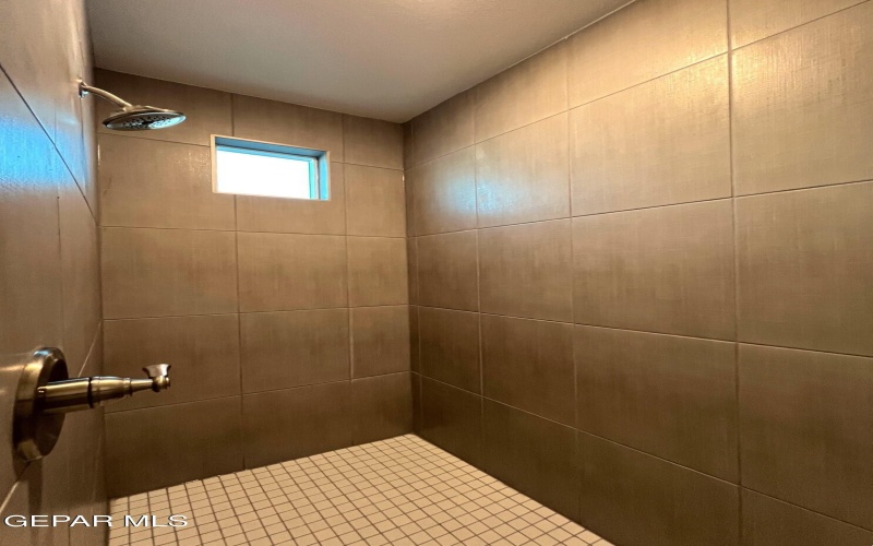 12804 CareFree Avenue, El Paso, TX 79928, 5 Habitaciones Habitaciones , ,2 BañosBaños,Residential,En Venta,12804 CareFree Avenue,925885