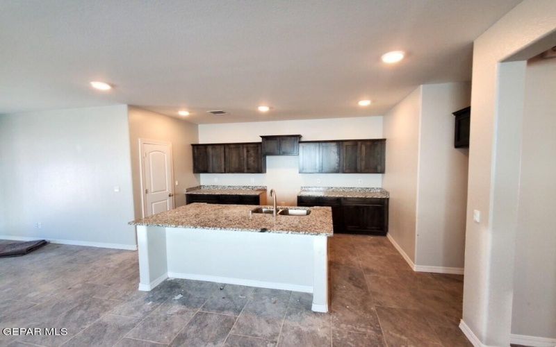 12808 CareFree Avenue, El Paso, TX 79928, 4 Bedrooms Bedrooms, ,1 BathroomBathrooms,Residential,For Sale,12808 CareFree Avenue,925888