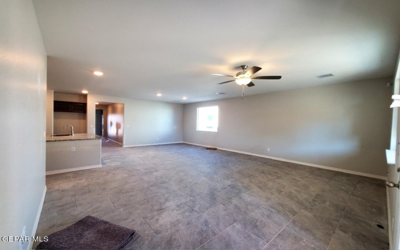 12808 CareFree Avenue, El Paso, TX 79928, 4 Bedrooms Bedrooms, ,1 BathroomBathrooms,Residential,For Sale,12808 CareFree Avenue,925888