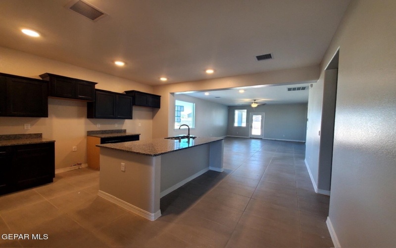 12812 CareFree Avenue, El Paso, TX 79928, 4 Bedrooms Bedrooms, ,1 BathroomBathrooms,Residential,For Sale,12812 CareFree Avenue,925889