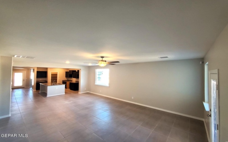 12812 CareFree Avenue, El Paso, TX 79928, 4 Bedrooms Bedrooms, ,1 BathroomBathrooms,Residential,For Sale,12812 CareFree Avenue,925889
